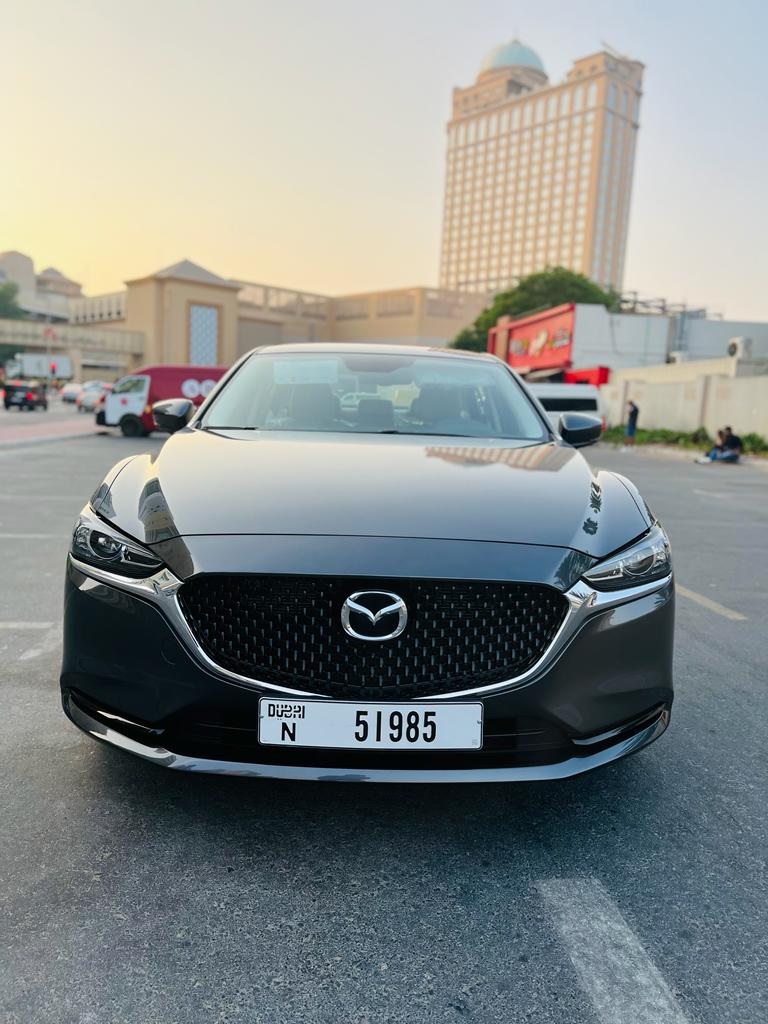 Rent 6 2023 in Dubai